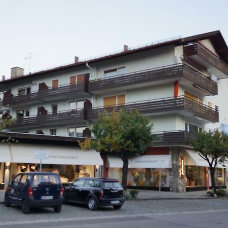 Sunny 1-Room Apartment Near Railway Station Garmisch-Partenkirchen Eksteriør billede
