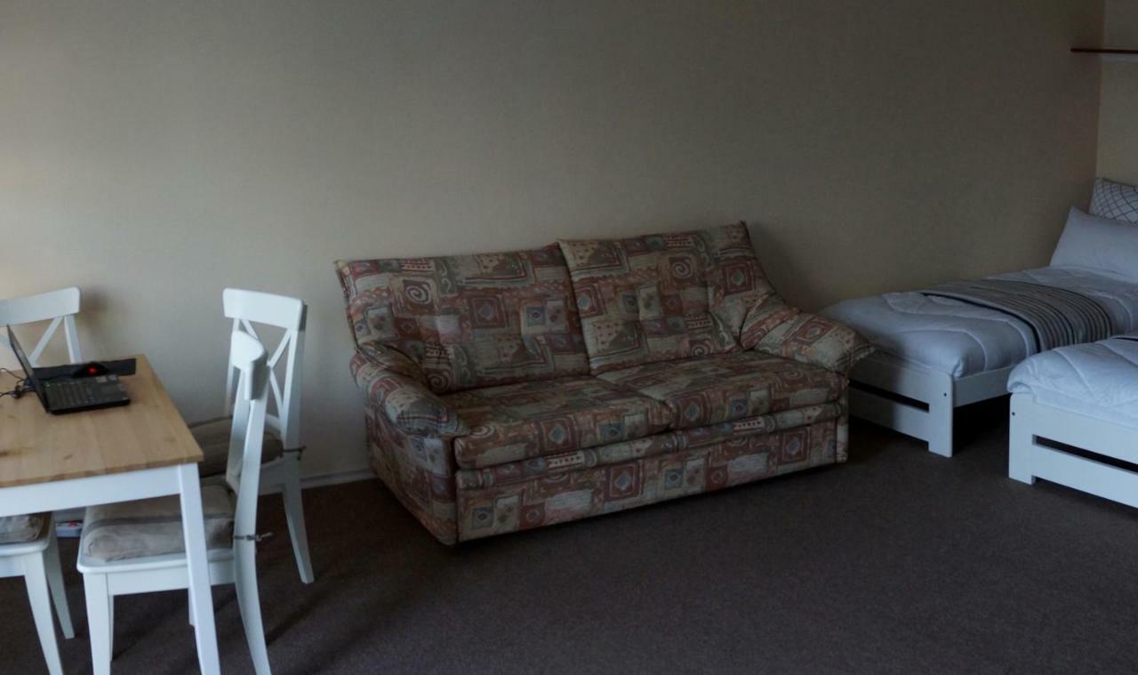 Sunny 1-Room Apartment Near Railway Station Garmisch-Partenkirchen Eksteriør billede