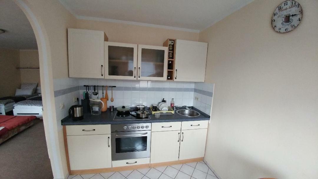 Sunny 1-Room Apartment Near Railway Station Garmisch-Partenkirchen Eksteriør billede